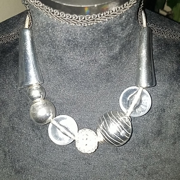 Jewelry - Silver necklace